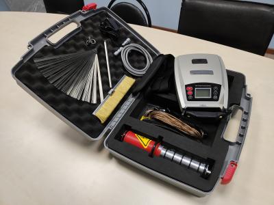 Электроискровой дефектоскоп АВМ Е2-30