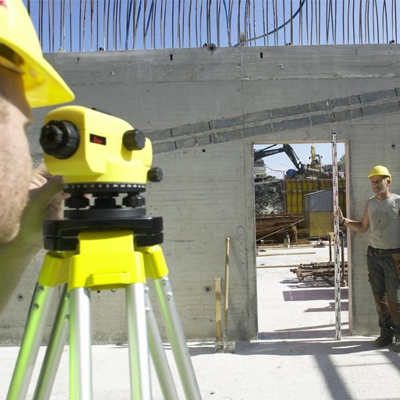 Оптический нивелир Leica Runner 24 (снят с производства)