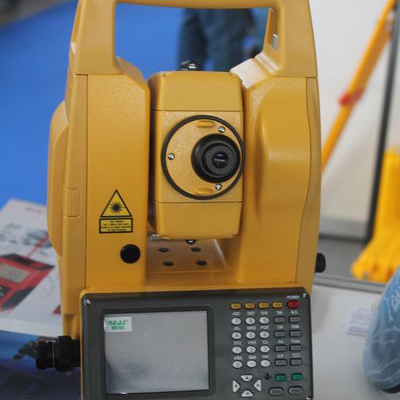 Электронный тахеометр SOUTH NTS-960R (NTS-965R / NTS-962R)(снят с производства)