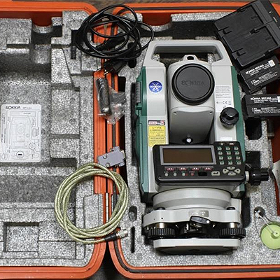 Электронный тахеометр Sokkia SET 550RX-L(снят с производства)