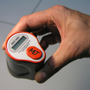 Миниатюрный ультразвуковой твердомер МЕТ-HRC (снят с производства)