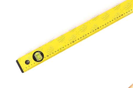 Уровень 1800 мм 3 глазка с линейкой желтый SANTOOL