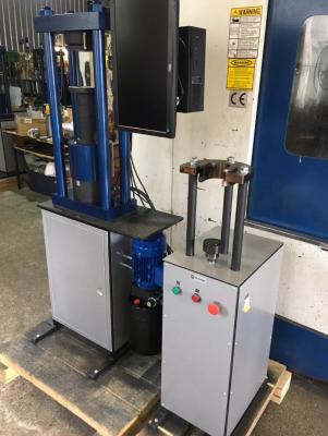 Выпрессовочное (выталкивающее ) устройство для асфальтобетонных образцов ТП-ВУ-1 для форм диаметрами: 50,5; 71,4; 101,0 мм