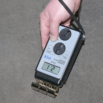 Влагомер для строителей. Измеритель влажности бетона PCE-WP21