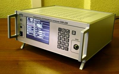 Измеритель коэффициента гармоник СК6-220