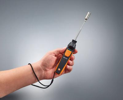 Термометр Testo 915i с поверхностным зондом, управляемый со смартфона
